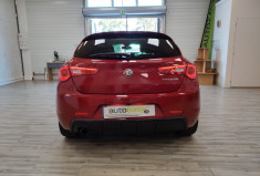 Alfa Romeo GIULIETTA 1.4 TB MultiAir 150ch Lusso Stop&Start Pack Veloce 1ERE MAIN 
