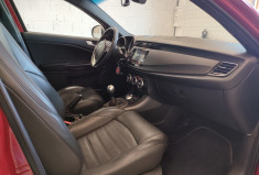 Alfa Romeo GIULIETTA 1.4 TB MultiAir 150ch Lusso Stop&Start Pack Veloce 1ERE MAIN 
