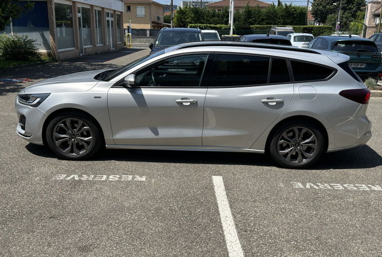 Ford Focus SW 1.5 EcoBlue 120 ch ST-Line X BVA8 / Première main / Entretien complet / Tva
