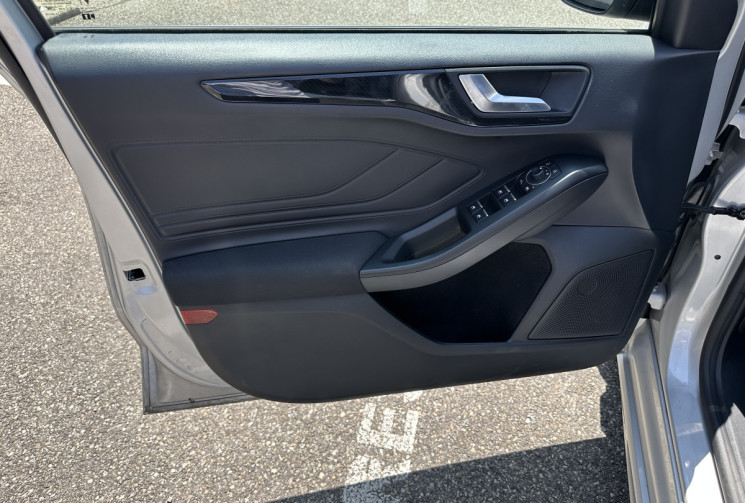 Ford Focus SW 1.5 120 ch ST-Line X BVA8 NOUVELLE / Première main / Entretien complet / Tva