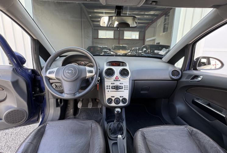 Opel Corsa Cosmo EcoFLEX 95 cv Phase 2 * 3 portes * Cuir complet 