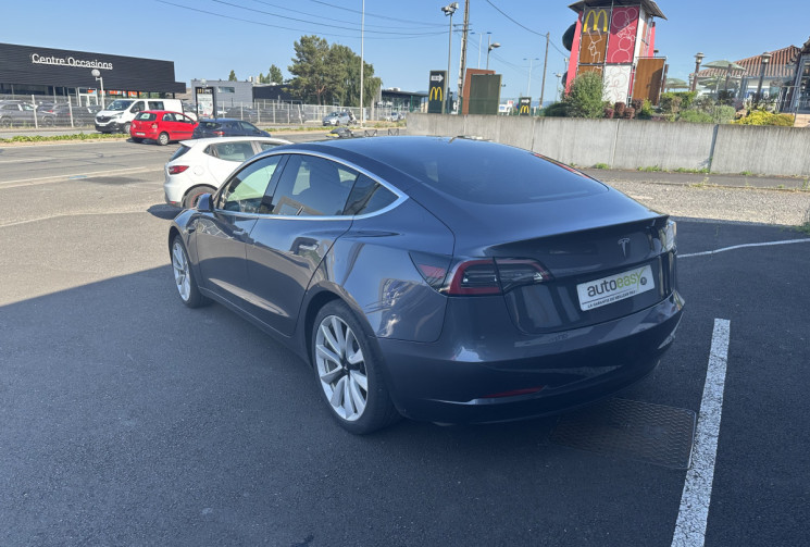 Tesla Model 3 Standard Range Plus 325 