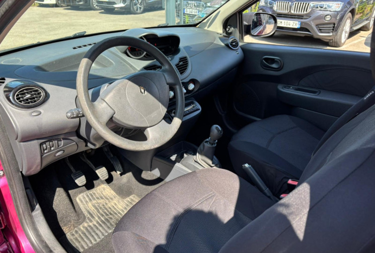 Renault Twingo 1.2 16V / 75 CH / 