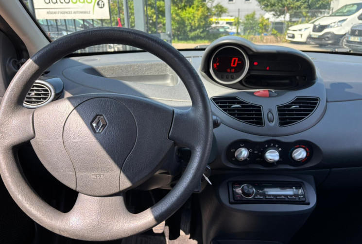 Renault Twingo 1.2 16V / 75 CH / 