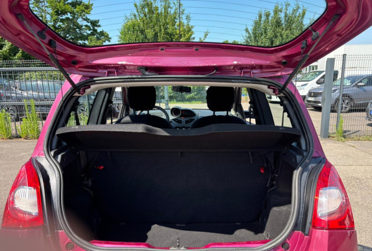 Renault Twingo 1.2 16V / 75 CH / 