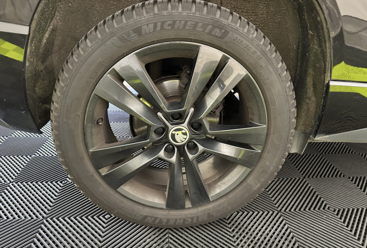 Skoda Karoq 1.5 TSI 150 ch SportLine – Élégance, sportivité et polyvalence