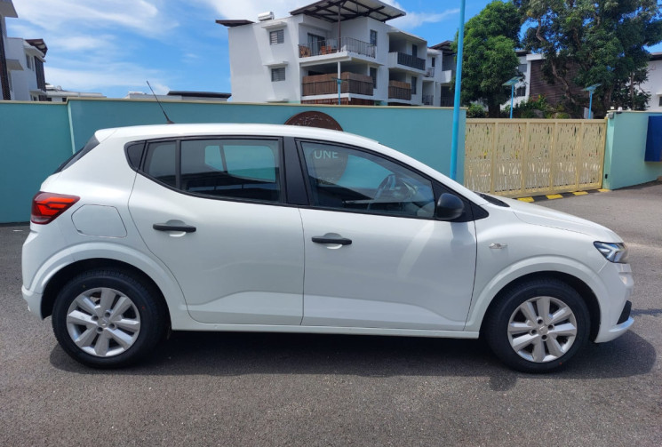 Dacia Sandero 1.0 SCe 65ch Confort // Excellent état // Première main