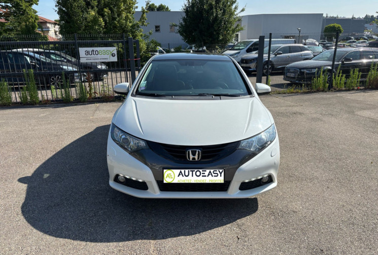 Honda Civic 1.8 i V-TEC/ 140 CH / EXCLUSIVE