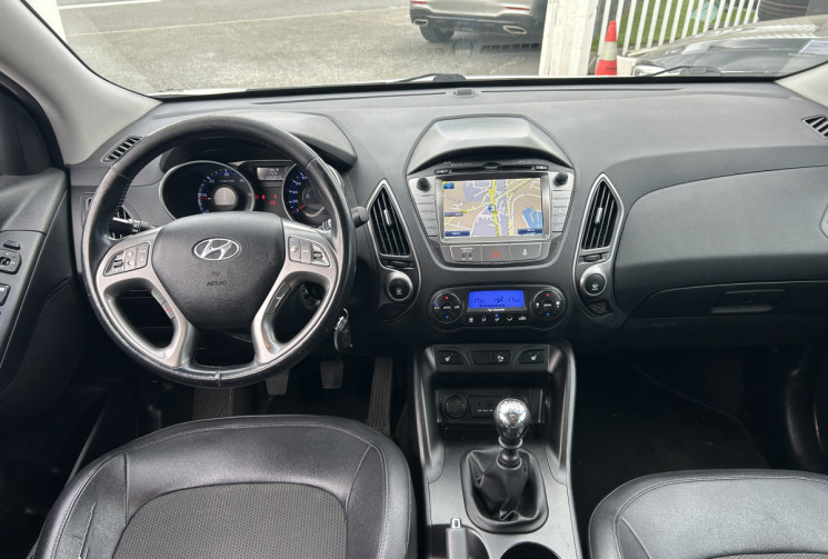 Hyundai ix35 (2) 1.7 CRDI 115 Ch PACK SENSATION BLUE DRIVE * CAMERA * GPS * SIEGES CHAUFFANTS