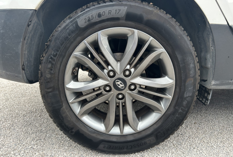 Hyundai ix35 (2) 1.7 CRDI 115 Ch PACK SENSATION BLUE DRIVE * CAMERA * GPS * SIEGES CHAUFFANTS