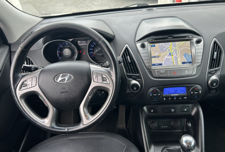 Hyundai ix35 (2) 1.7 CRDI 115 Ch PACK SENSATION BLUE DRIVE * CAMERA * GPS * SIEGES CHAUFFANTS