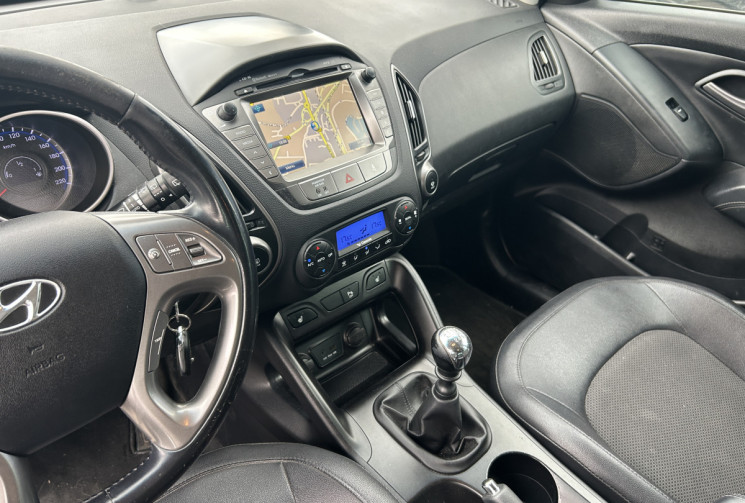 Hyundai ix35 (2) 1.7 CRDI 115 Ch PACK SENSATION BLUE DRIVE * CAMERA * GPS * SIEGES CHAUFFANTS