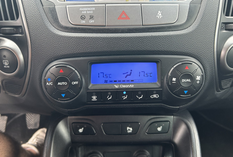Hyundai ix35 (2) 1.7 CRDI 115 Ch PACK SENSATION BLUE DRIVE * CAMERA * GPS * SIEGES CHAUFFANTS