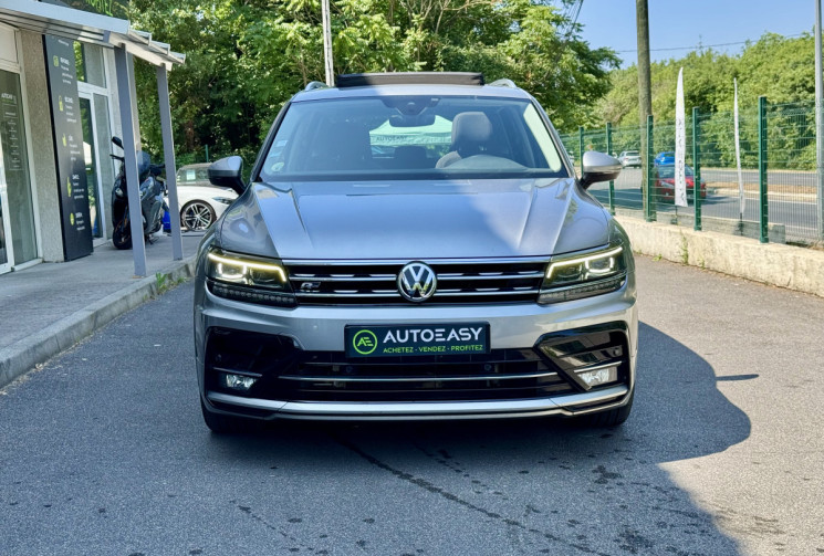 Volkswagen Tiguan R-Line 2.0 TDi 150 DSG7 / Toit Ouvrant / Attelage elec / Garantie 6 mois