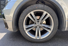 Volkswagen Tiguan R-Line 2.0 TDi 150 DSG7 / Toit Ouvrant / Attelage elec / Garantie 6 mois
