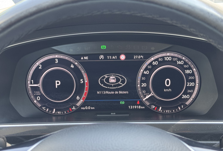 Volkswagen Tiguan R-Line 2.0 TDi 150 DSG7 / Toit Ouvrant / Attelage elec / Garantie 6 mois