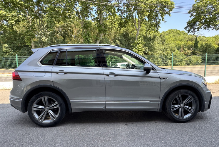 Volkswagen Tiguan R-Line 2.0 TDi 150 DSG7 / Toit Ouvrant / Attelage elec / Garantie 6 mois