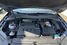 Volkswagen Tiguan R-Line 2.0 TDi 150 DSG7 / Toit Ouvrant / Attelage elec / Garantie 6 mois