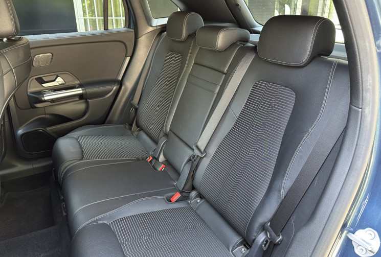 Mercedes GLA 250e HYBRID EQ BUSINESS LINE 8G-DCT * ATTELAGE * ENTRETIEN ET CT OK * GARANTIE 6 MOIS
