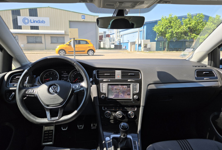Volkswagen Golf 1.2 TSI 110ch Match Allstar *1 ère main * entretien complet * carplay * 
