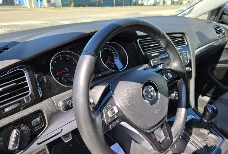 Volkswagen Golf 1.2 TSI 110ch Match Allstar *1 ère main * entretien complet * carplay * 