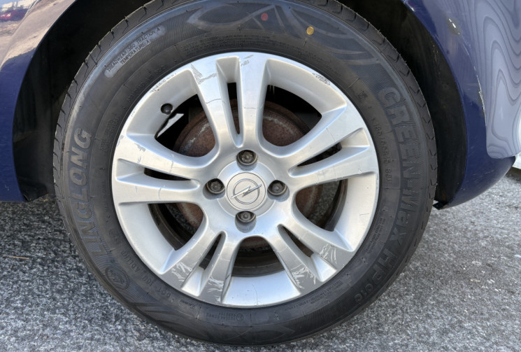 Opel Corsa Cosmo EcoFLEX 95 cv Phase 2 * 3 portes * Cuir complet 