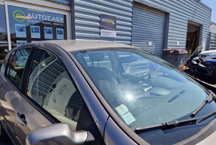 Renault Clio 1.5 DCI 70 CV 5 PORTES AUTHENTIQUE
