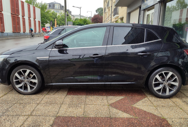 Renault Megane IV 110 cv / 1.5 Dci INTENS 