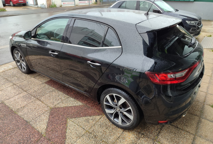 Renault Megane IV 110 cv / 1.5 Dci INTENS 