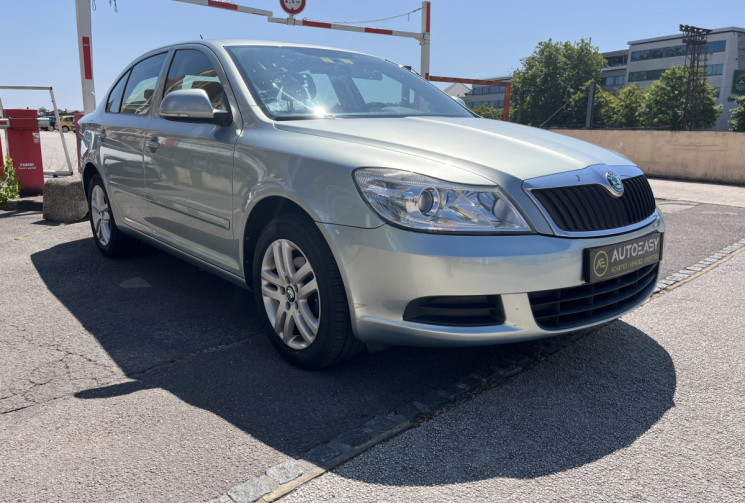 Skoda Octavia Berline Phase 2 1.6 TDI CR DSG7 105 cv Boîte auto