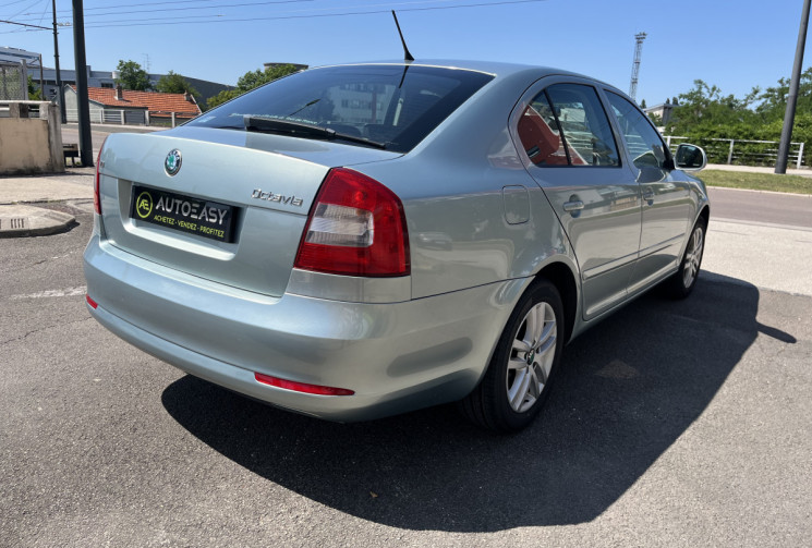 Skoda Octavia Berline Phase 2 1.6 TDI CR DSG7 105 cv Boîte auto