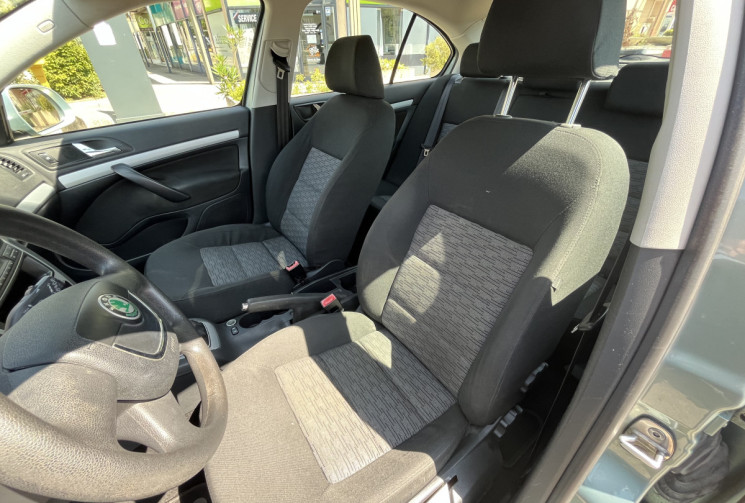 Skoda Octavia Berline Phase 2 1.6 TDI CR DSG7 105 cv Boîte auto