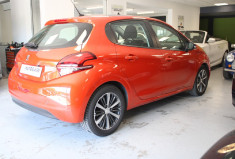 Peugeot 208 82 CV  ACTIVE + TOIT PANORAMIQUE +  CAMERA  64 000 KM !!!!