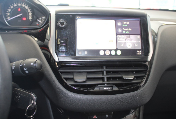 Peugeot 208 82 CV  ACTIVE + TOIT PANORAMIQUE +  CAMERA  64 000 KM !!!!