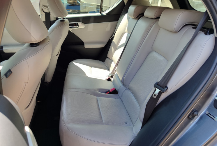 Lexus CT 200h 1.8 VVT-i 136 ch Sensation hybride