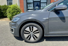 Volkswagen Golf E-Golf 136/ CARPLAY