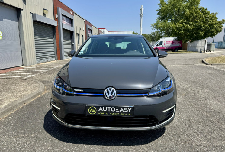 Volkswagen Golf E-Golf 136/ CARPLAY