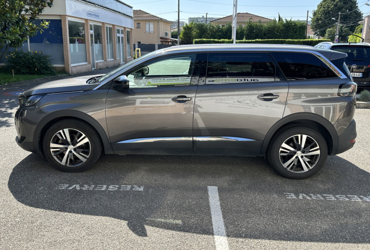 Peugeot 5008 1.5 BlueHDi 130 ch Allure Pack EAT8 / Entretien intégral / Première main / 7 Places