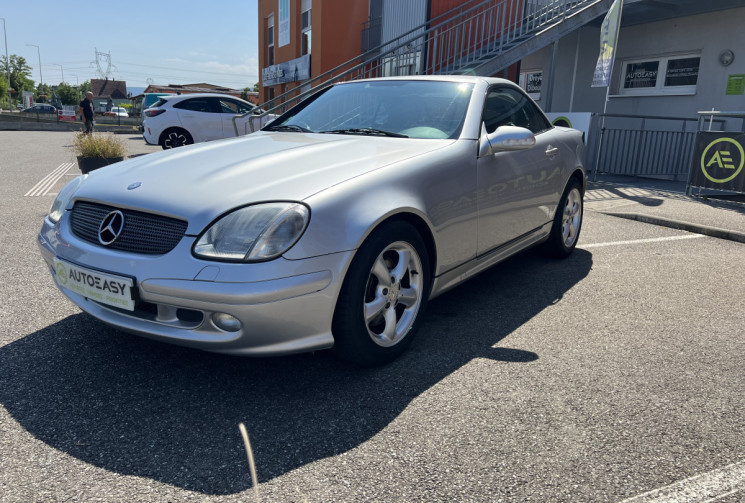 Mercedes SLK 320 V6  218 CH 