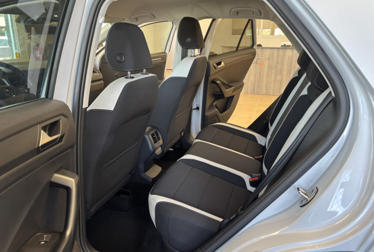 Volkswagen T-Roc 2.0 TDI DSG7 150 CARAT 