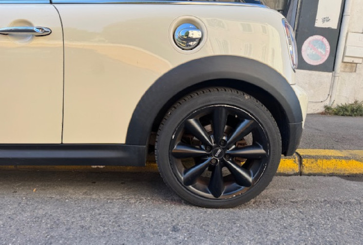Mini Cooper s 2.0 184 cv pack red hot chili Origine France 3em main / GPS / TEL / SEMI CUIR / 