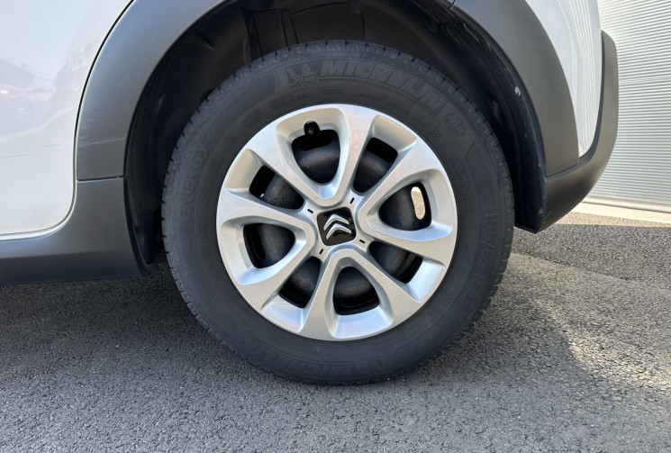 Citroën C3 1.2 VTi 82 cv FEEL -DISTRI 04/25 - CARPLAY