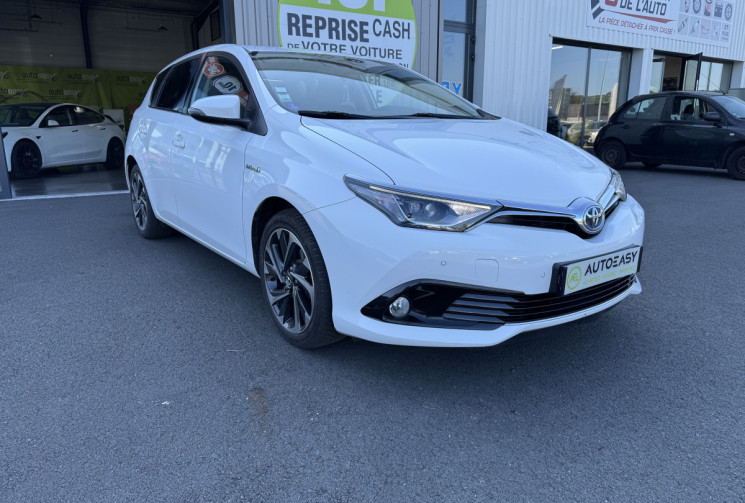 Toyota AURIS 1.8  HSD 136h Design CVT / E85 ETHANOL