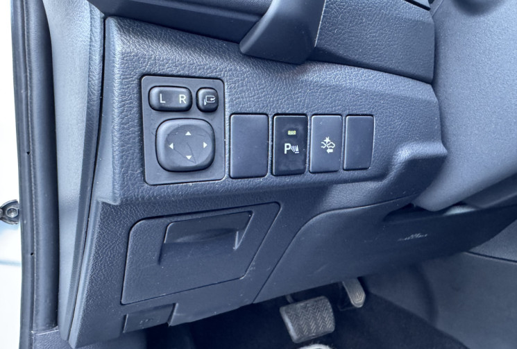 Toyota AURIS 1.8  HSD 136h Design CVT / E85 ETHANOL