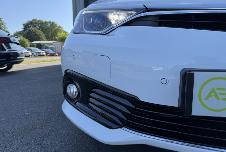 Toyota AURIS 1.8  HSD 136h Design CVT / E85 ETHANOL