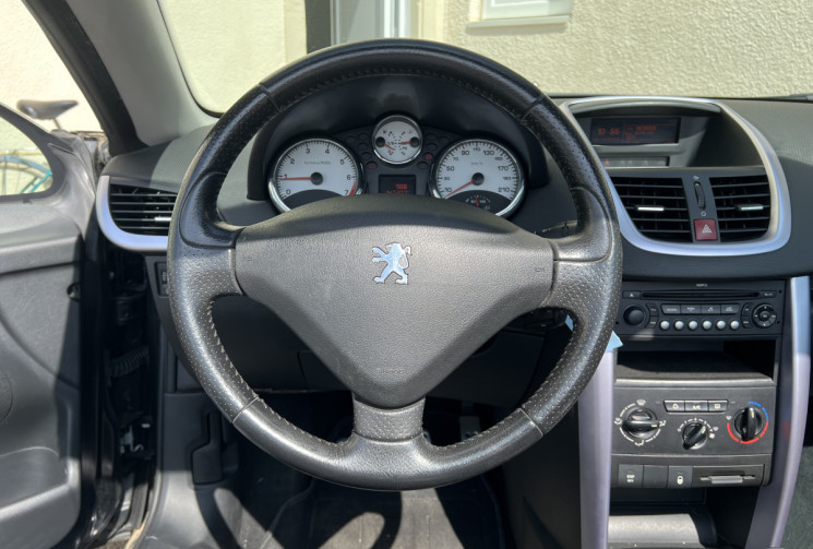 Peugeot 207 CC 1.6i 150 ch FÉLINE