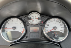 Peugeot 207 CC 1.6i 150 ch FÉLINE