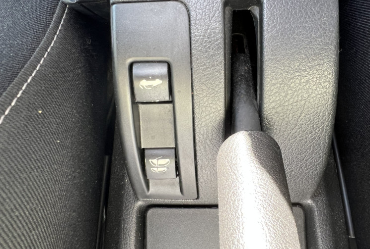 Peugeot 207 CC 1.6i 150 ch FÉLINE
