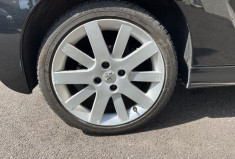 Peugeot 207 CC 1.6i 150 ch FÉLINE