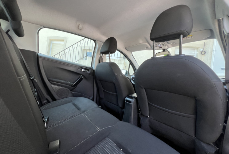 Peugeot 208 Phase 2 1.6 Blue HDi 100CH